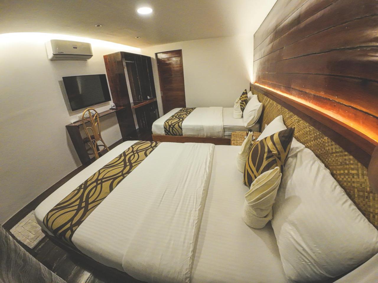 Cogon Tropical Resort Хенерал Луна Екстериор снимка